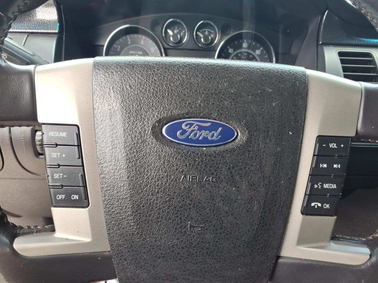 Ford Flex  2010