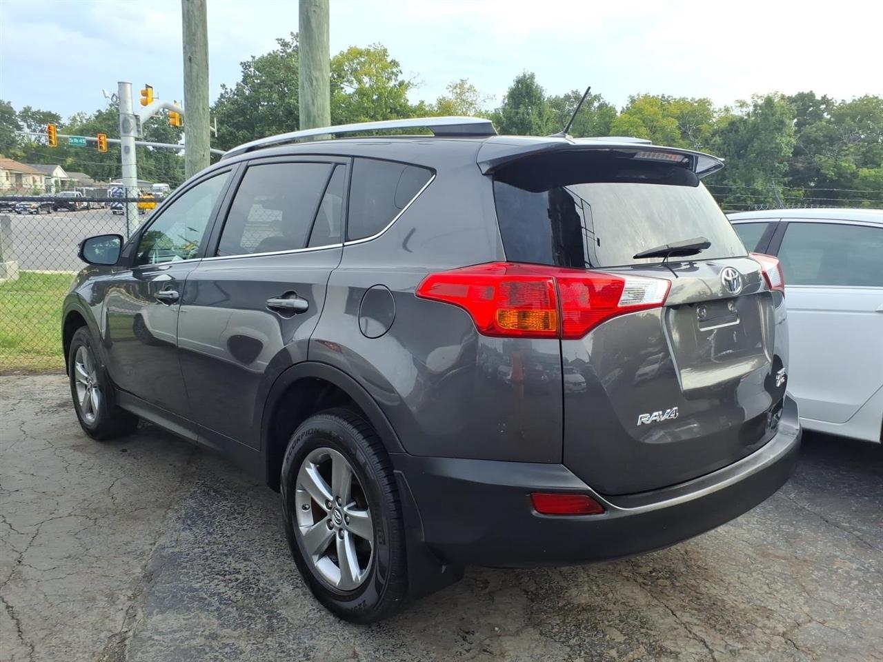 Toyota RAV4  2015