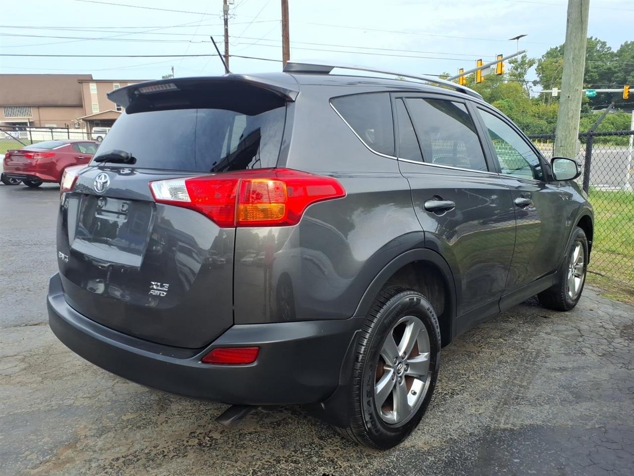 Toyota RAV4  2015