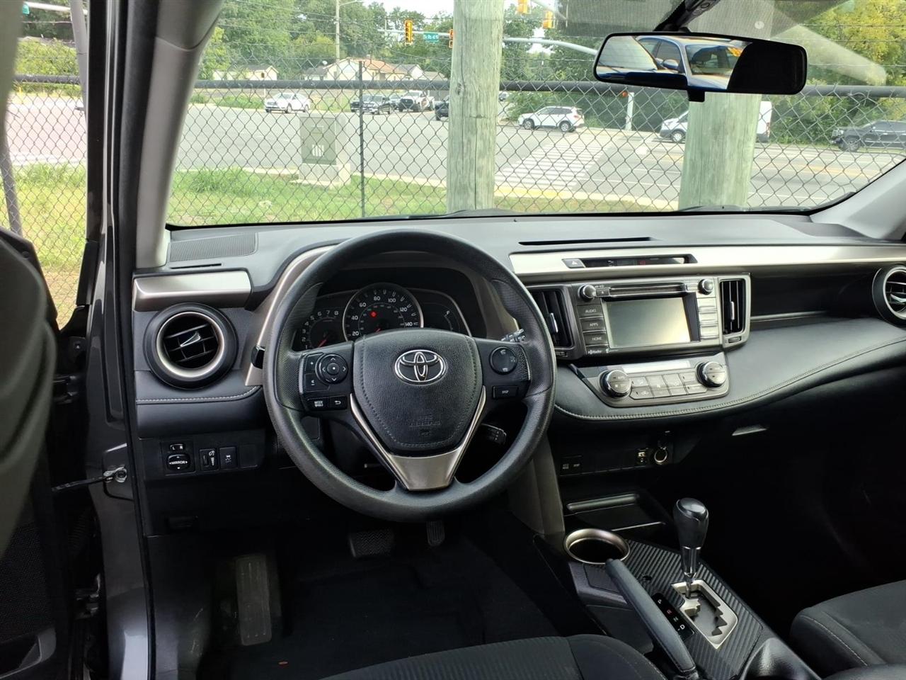 Toyota RAV4  2015