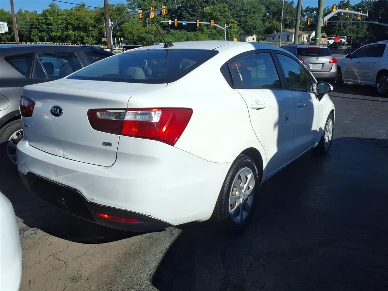 Kia Rio  2014