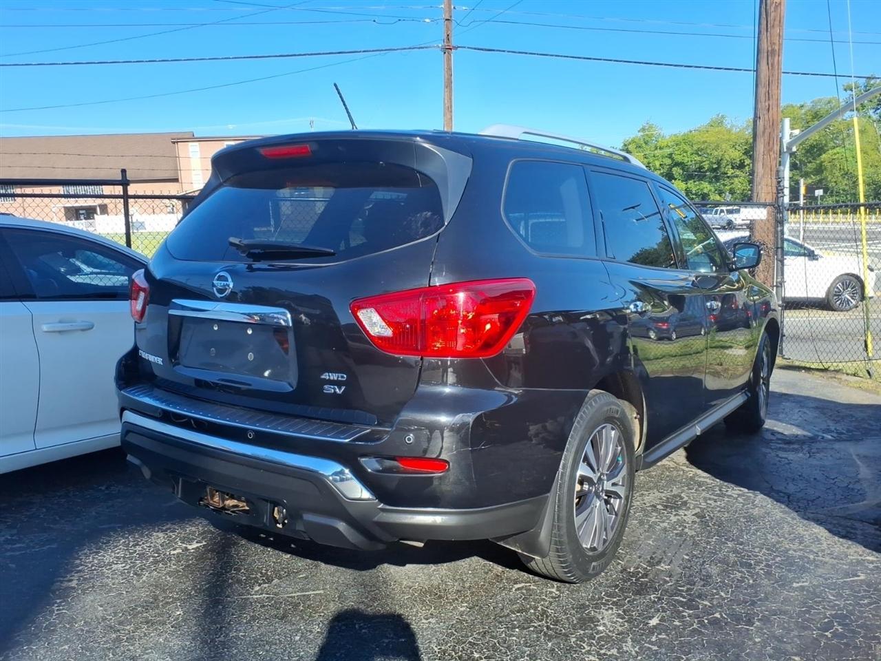 Nissan Pathfinder  2017