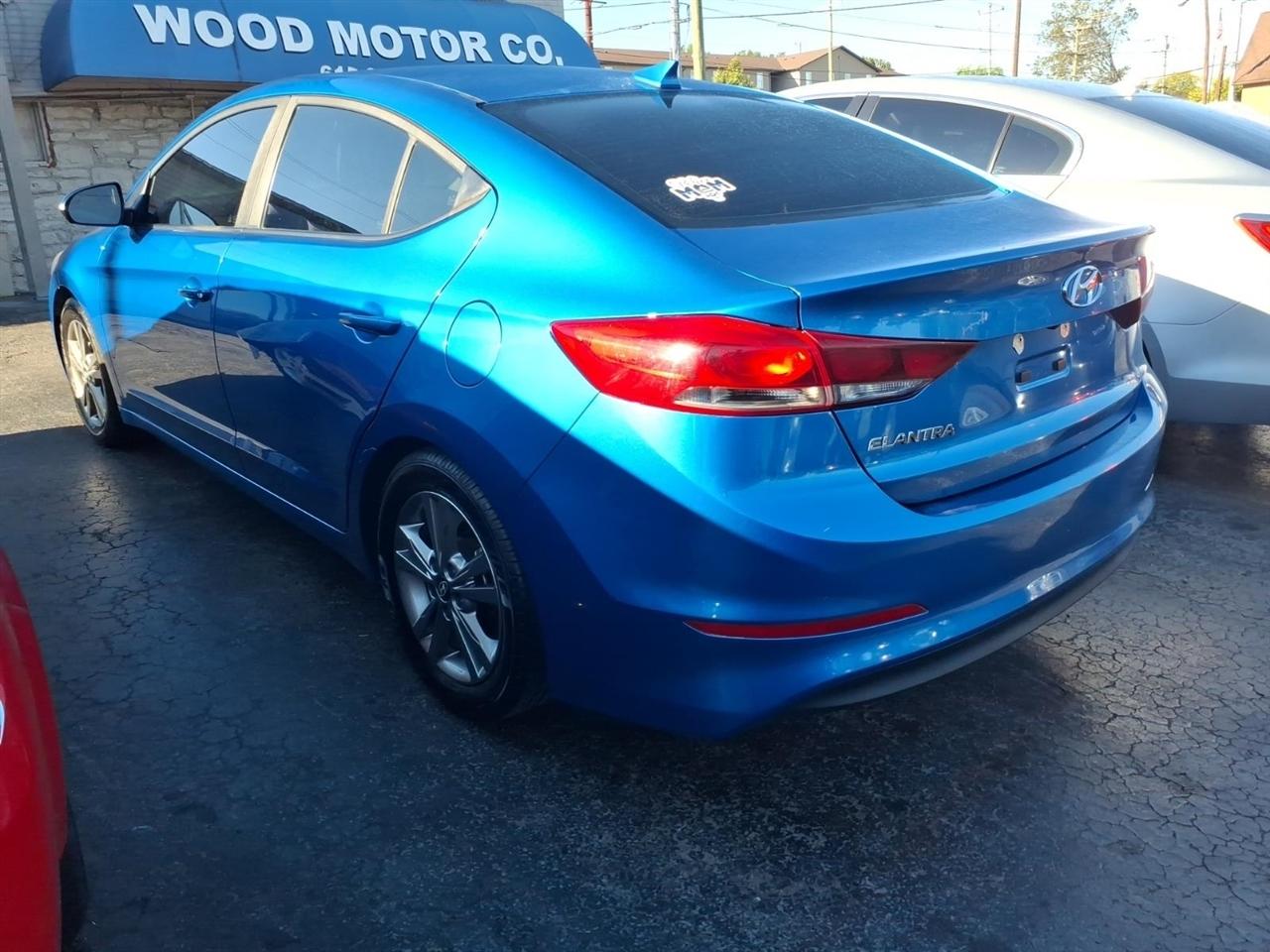Hyundai Elantra  2018