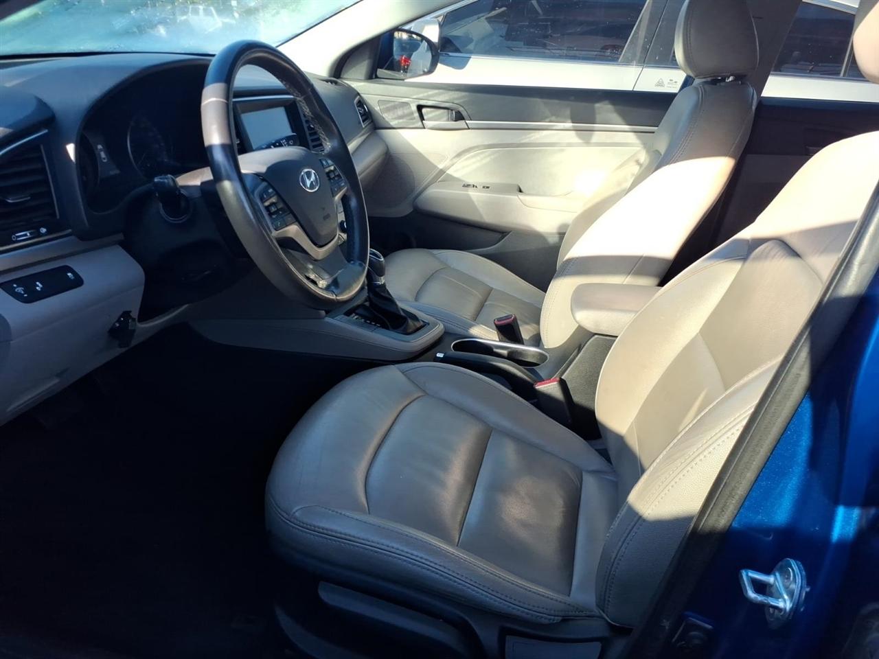 Hyundai Elantra  2018