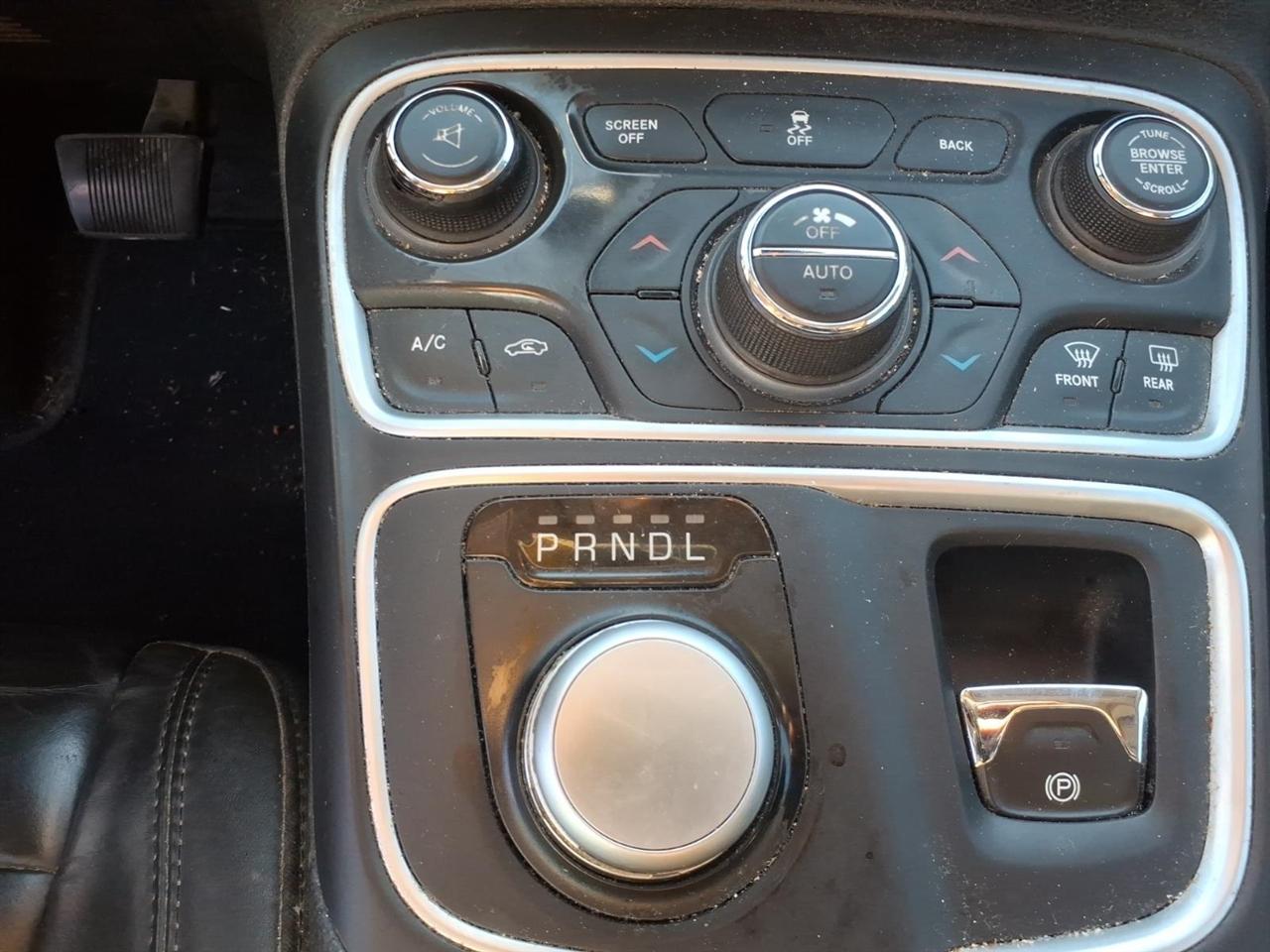 Chrysler 200  2015