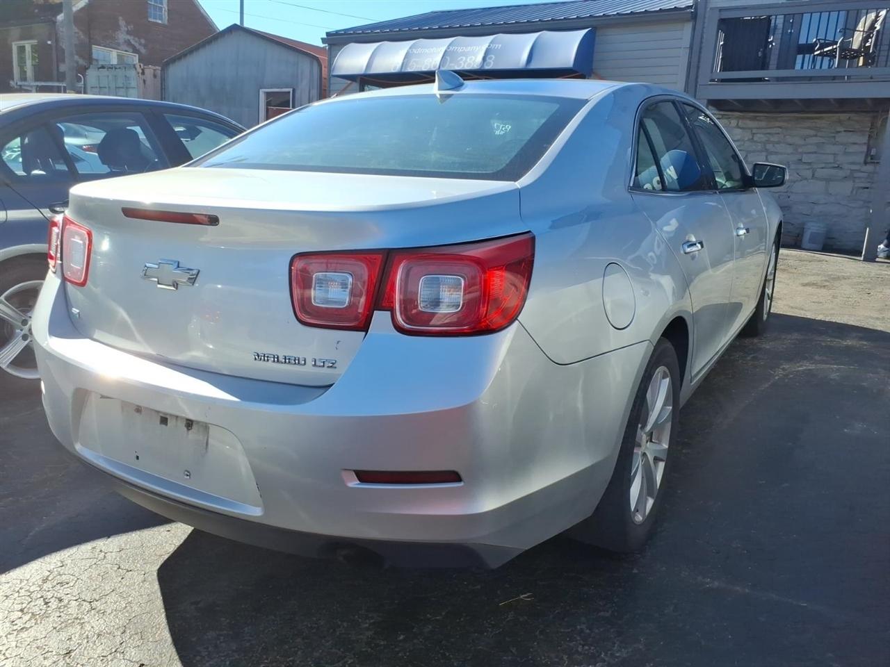 Chevrolet Malibu  2015