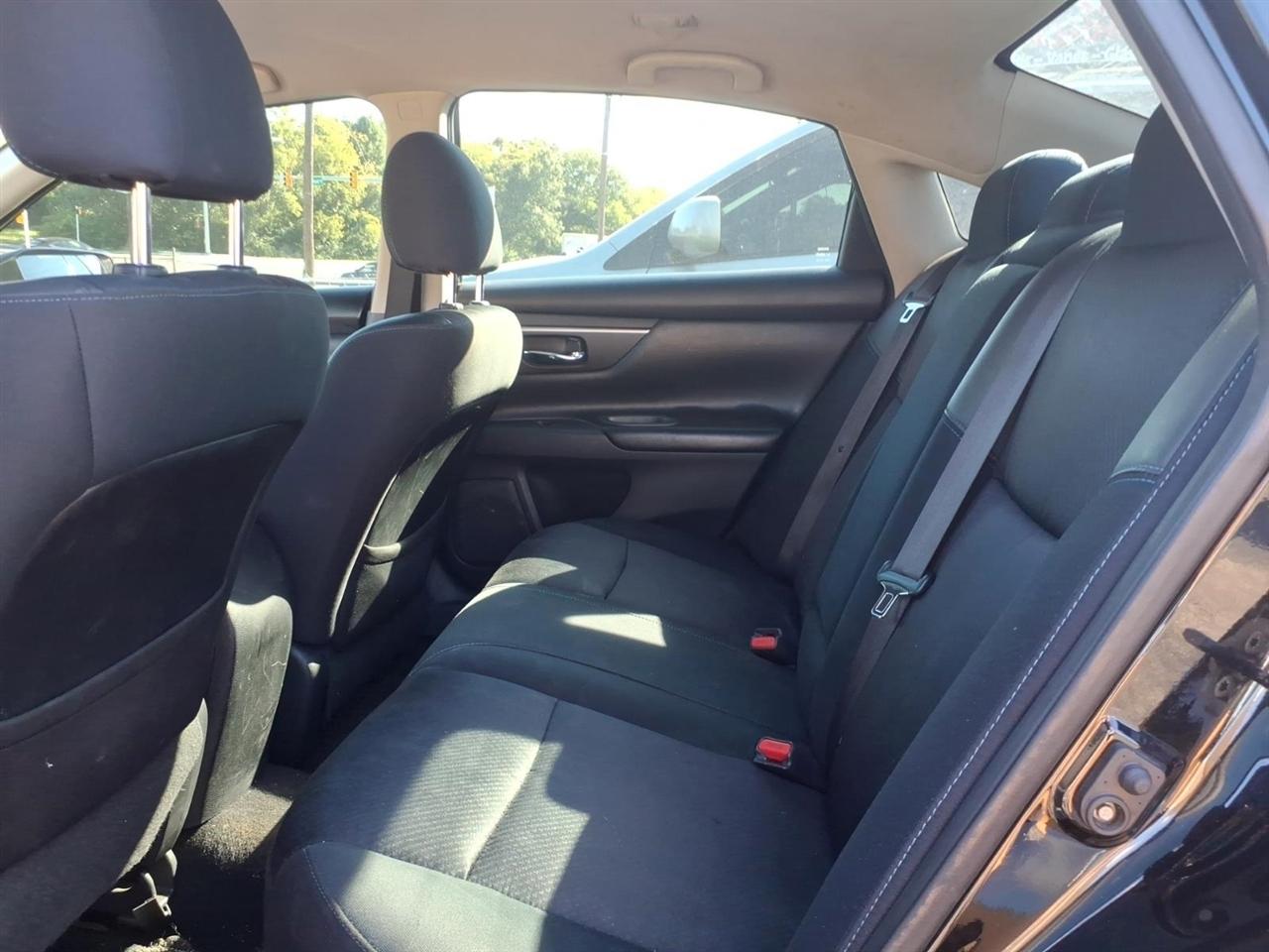 Nissan Altima  2016