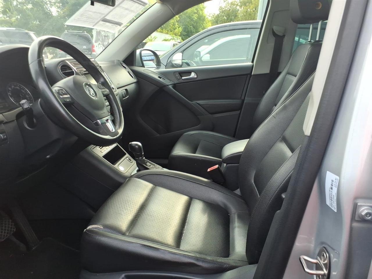 Volkswagen Tiguan  2015