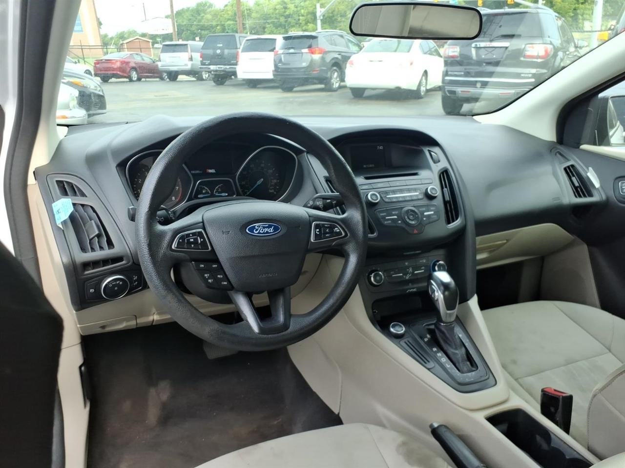Ford Focus  2015