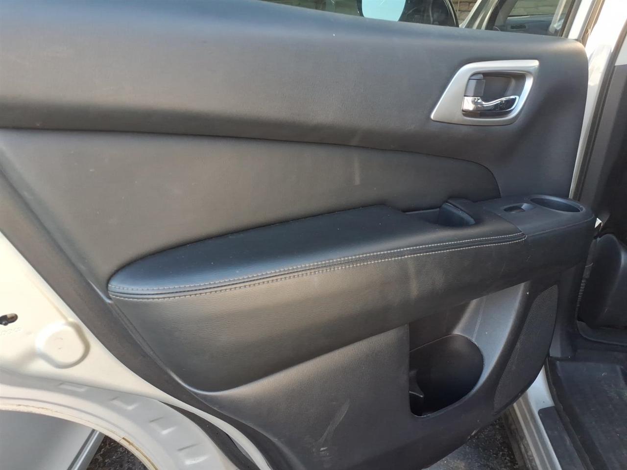 Nissan Pathfinder  2017