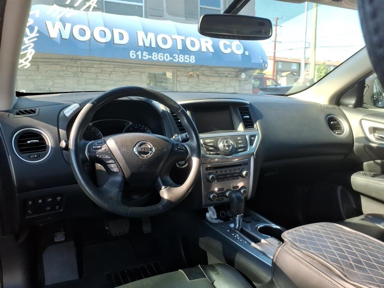 Nissan Pathfinder  2017