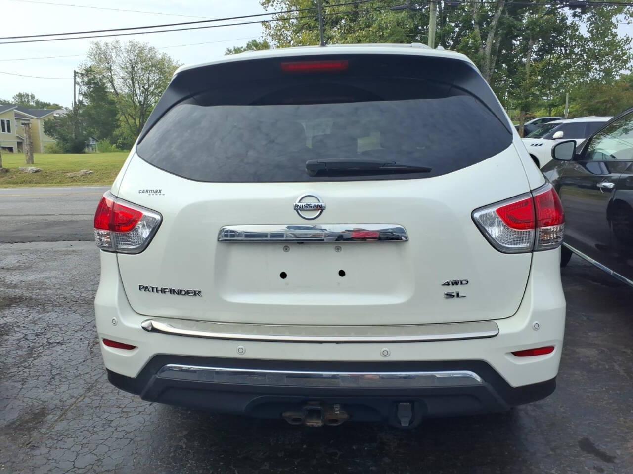 Nissan Pathfinder 4WD 4dr SL 2015