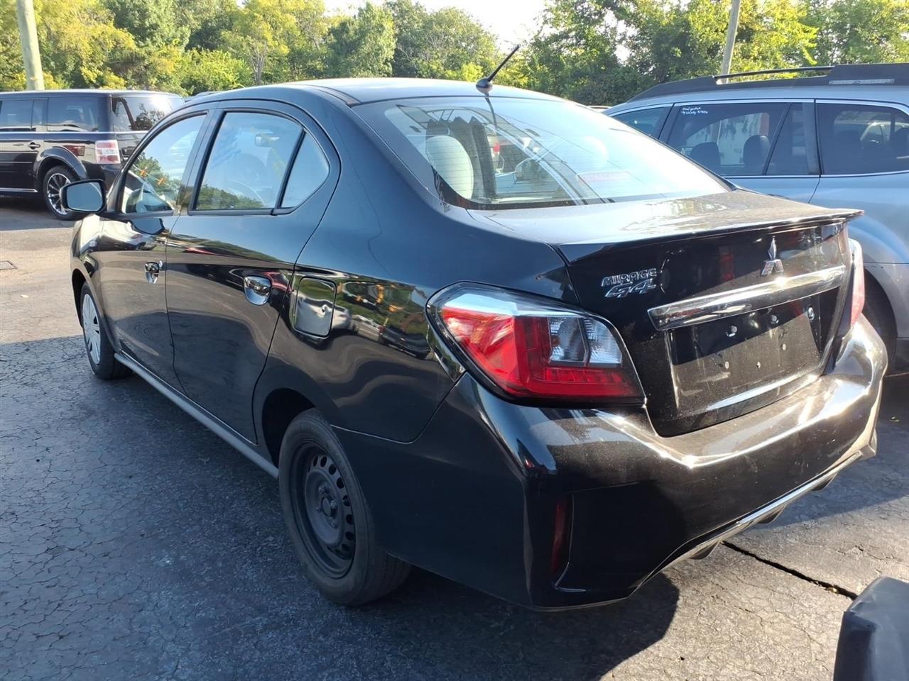Mitsubishi Mirage G4  2022