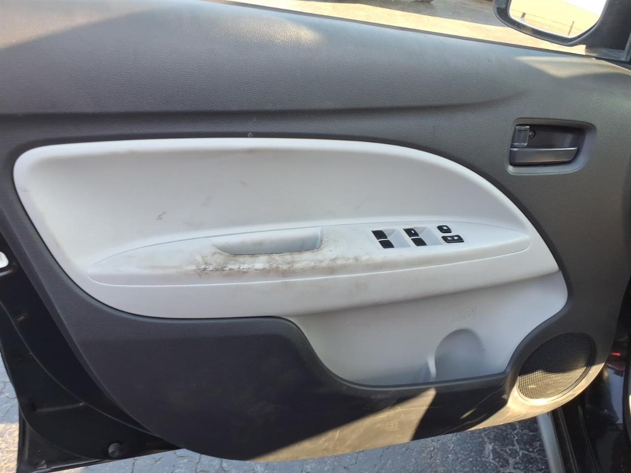 Mitsubishi Mirage G4  2022