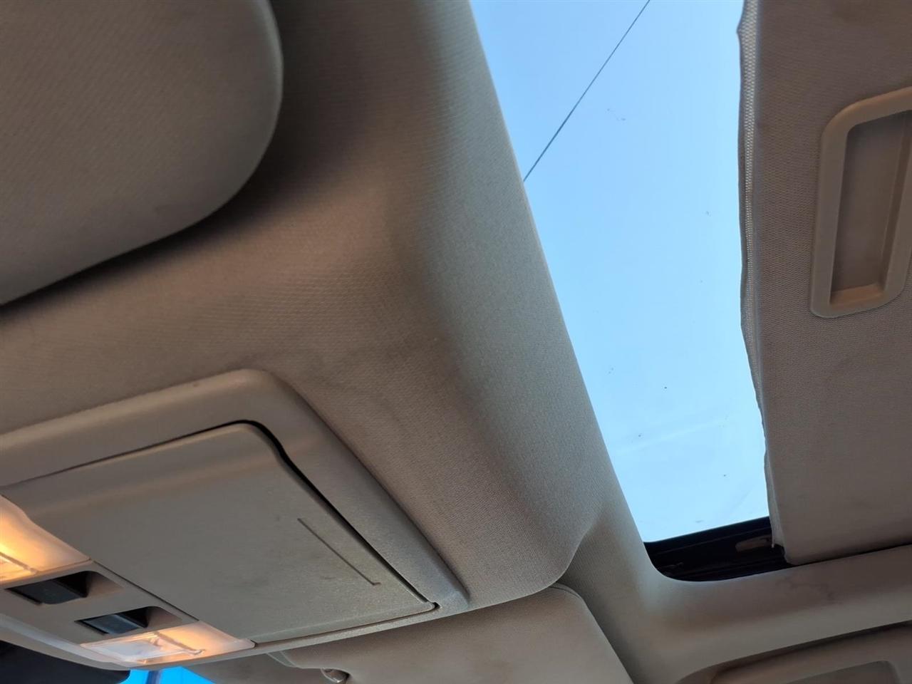 Ford Taurus  2010
