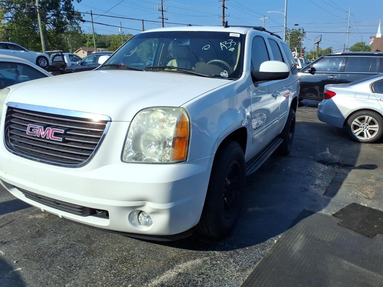 GMC Yukon  2011