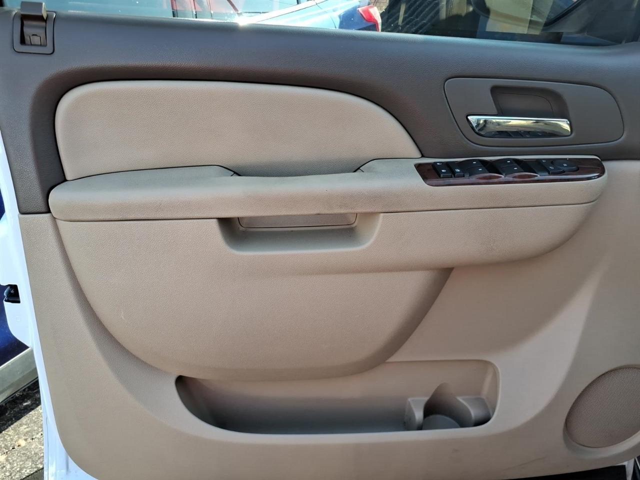 GMC Yukon  2011