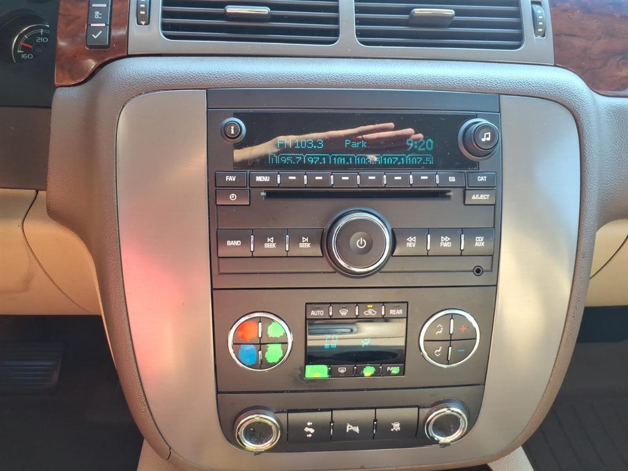 GMC Yukon  2011