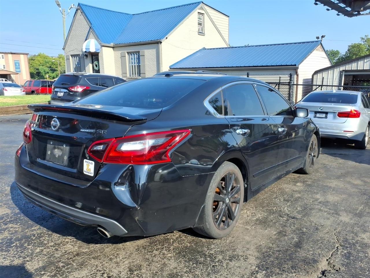 Nissan Altima  2018