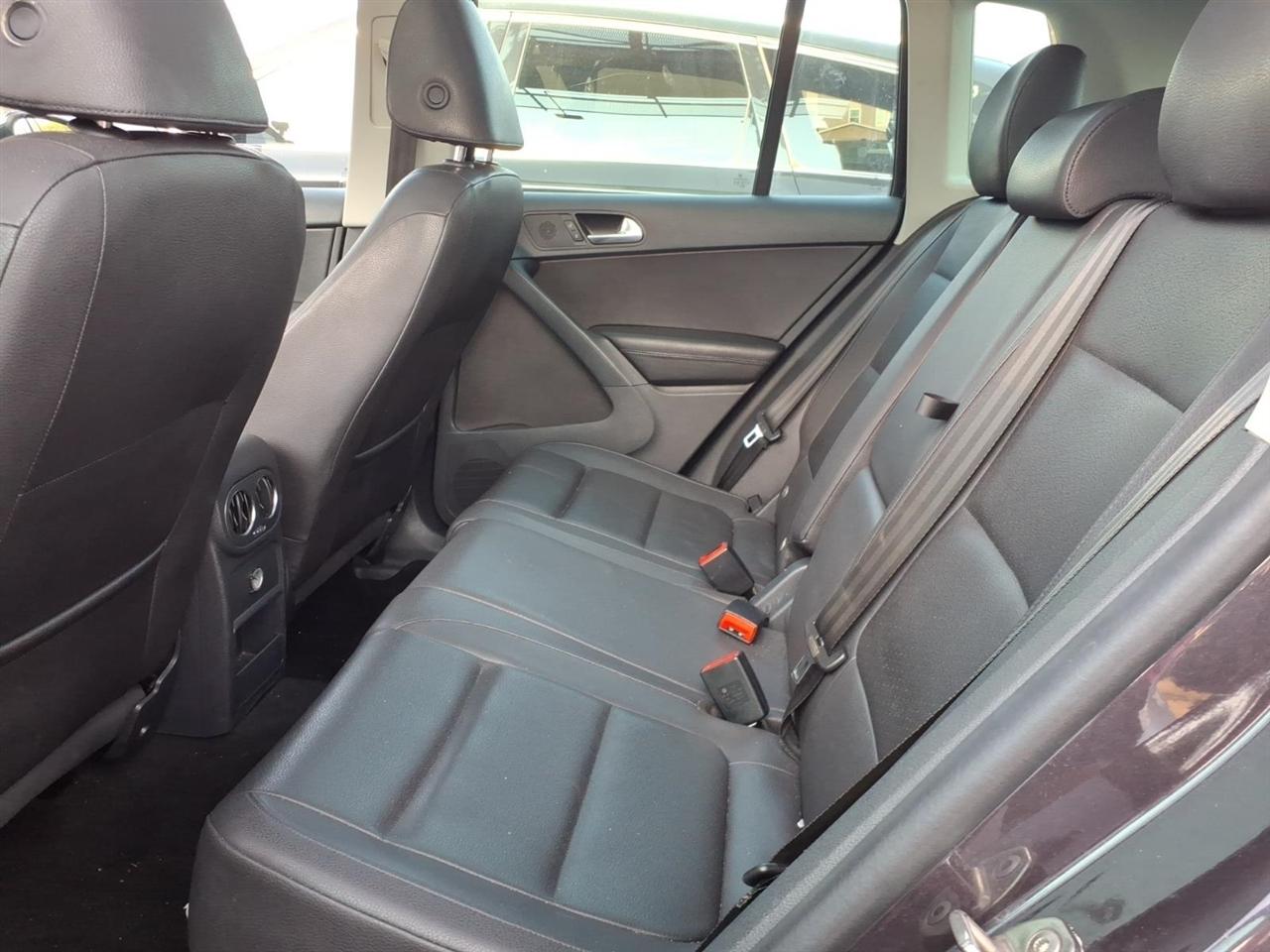 Volkswagen Tiguan  2016
