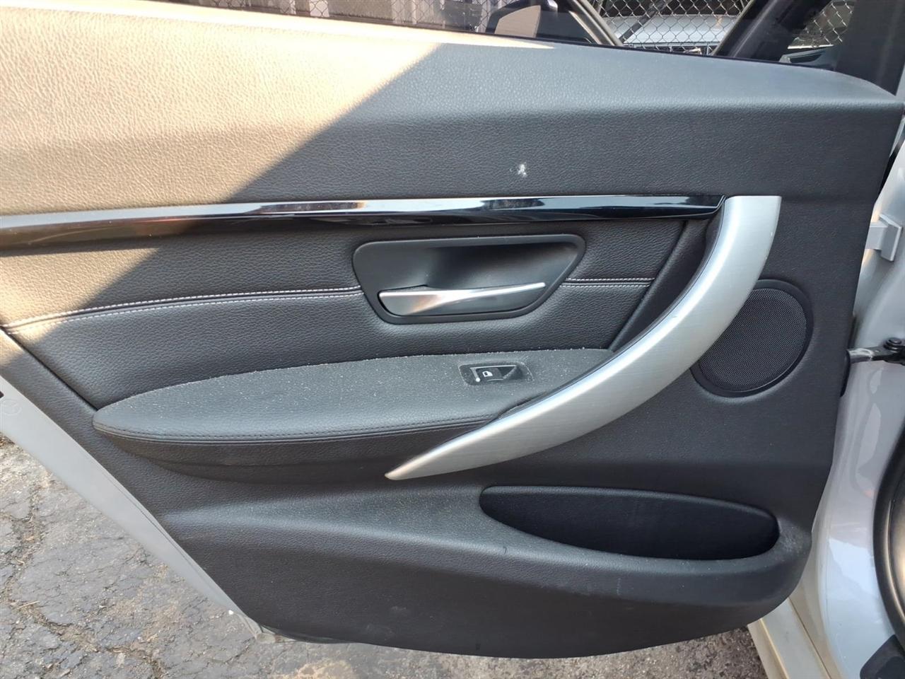 BMW 3 Series  2016