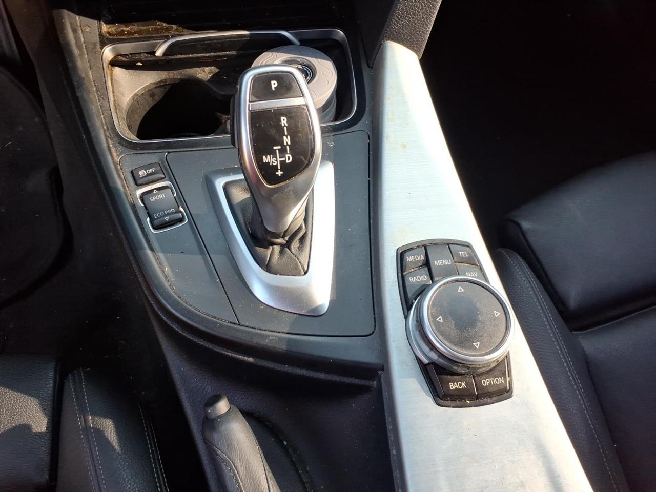 BMW 3 Series  2016