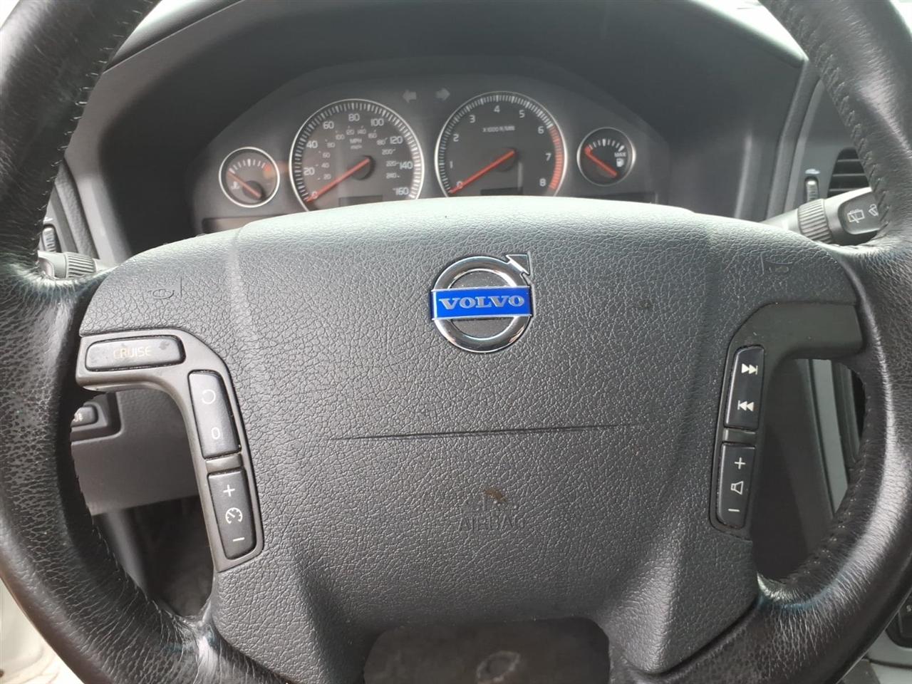 Volvo V70  2005