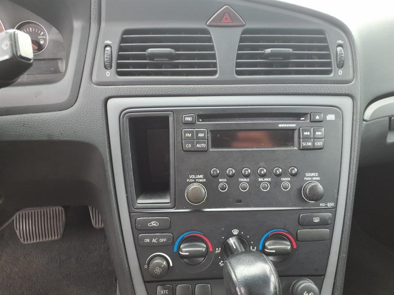 Volvo V70  2005