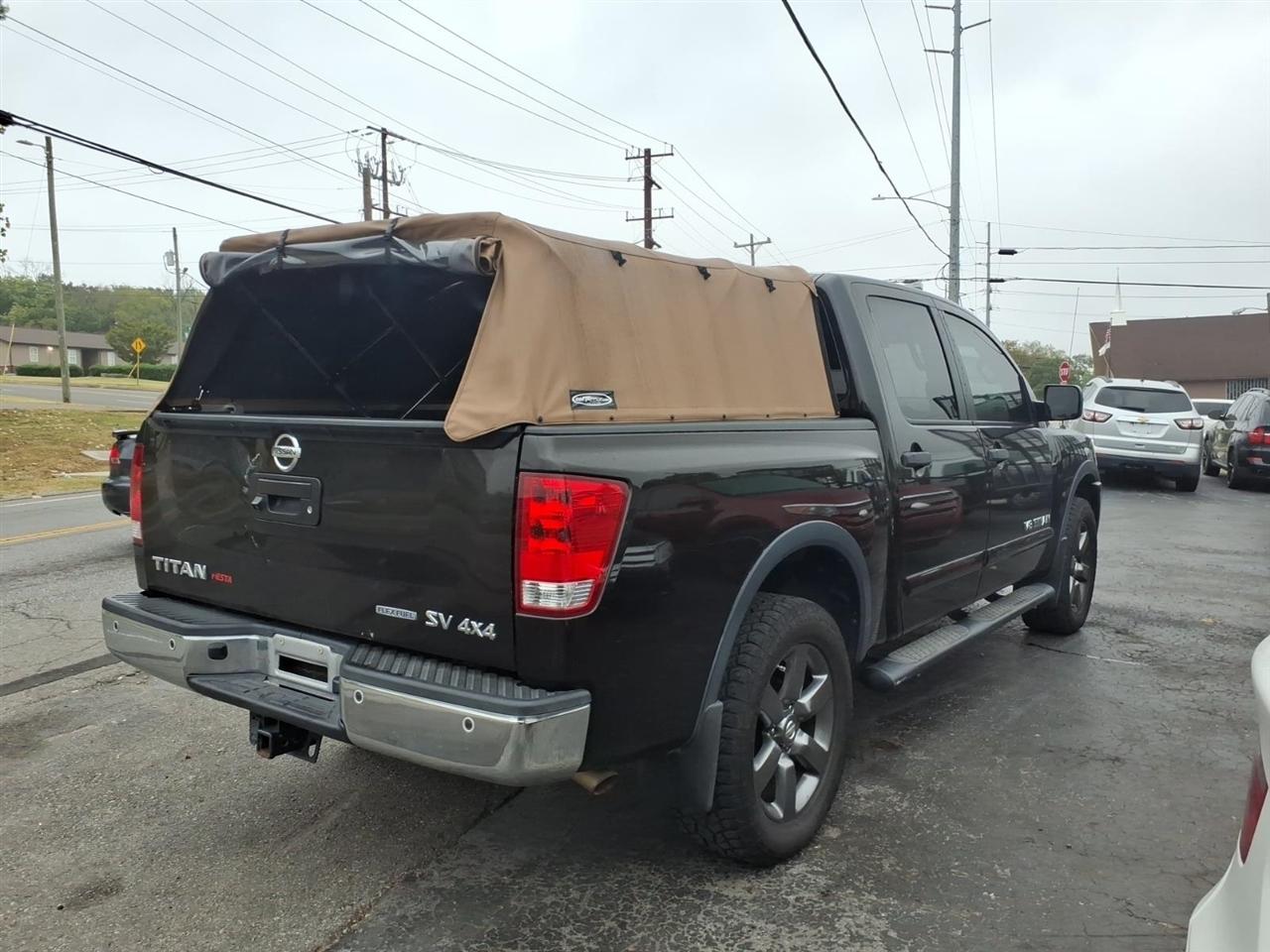 Nissan Titan  2015