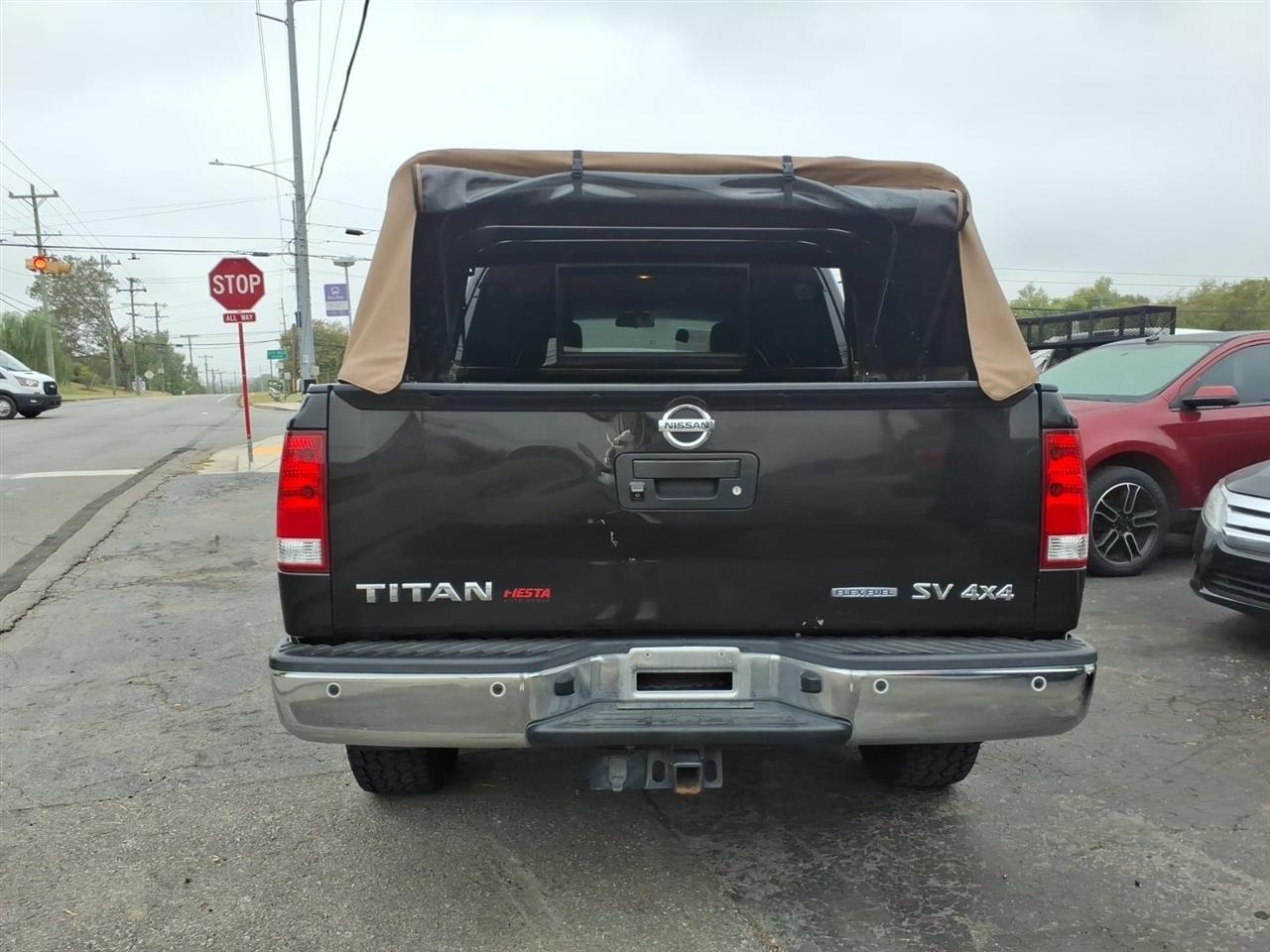 Nissan Titan  2015