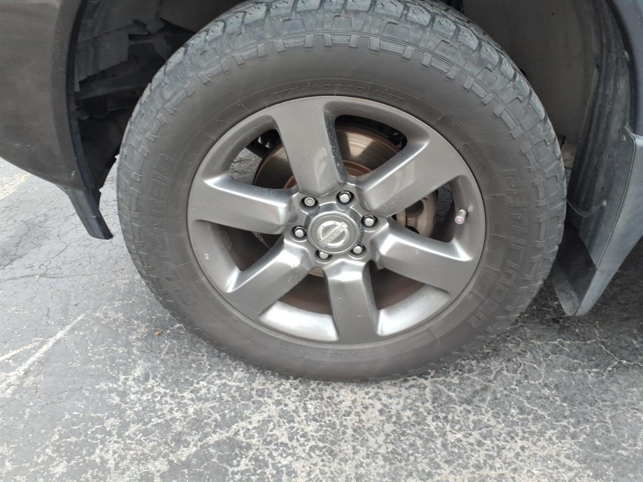 Nissan Titan  2015