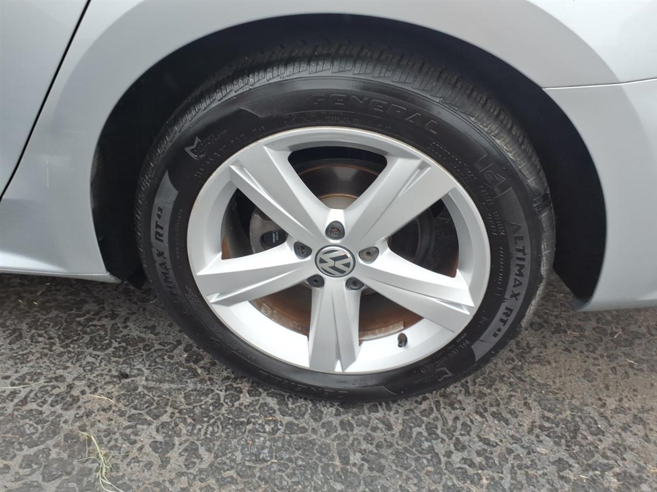 Volkswagen Passat  2015