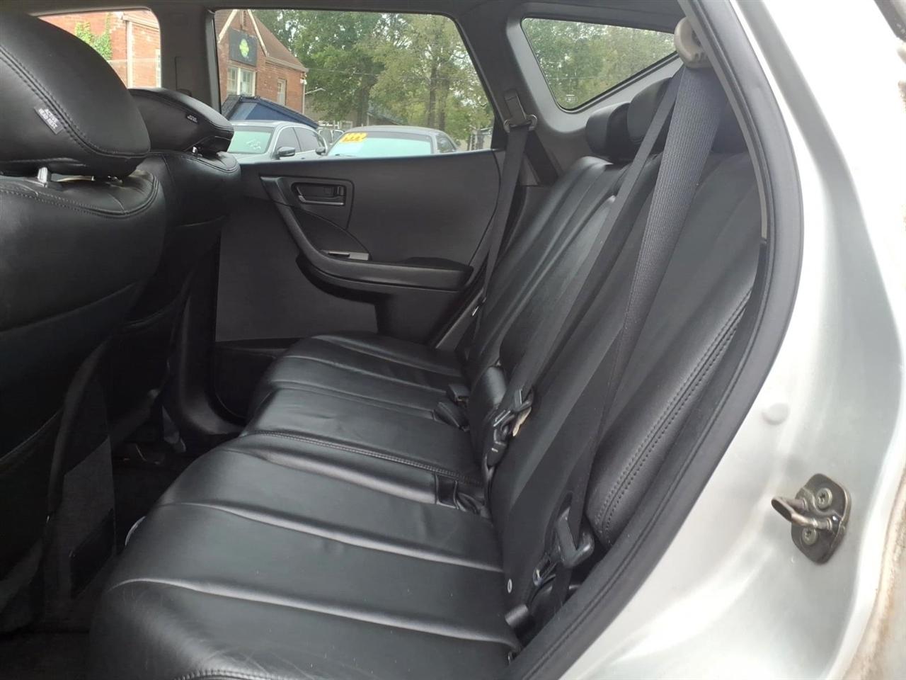 Nissan Murano  2003