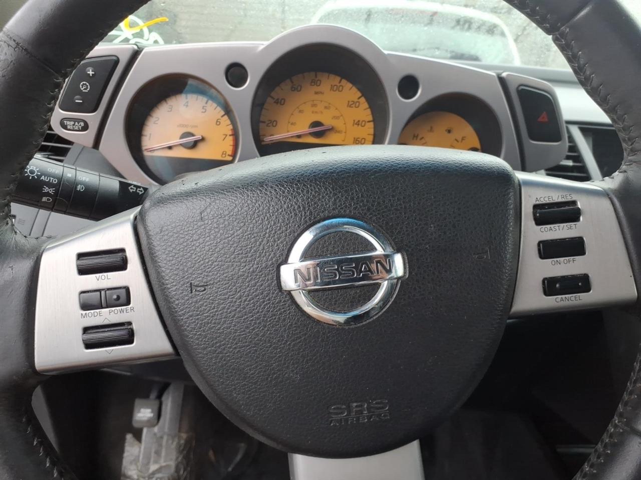 Nissan Murano  2003