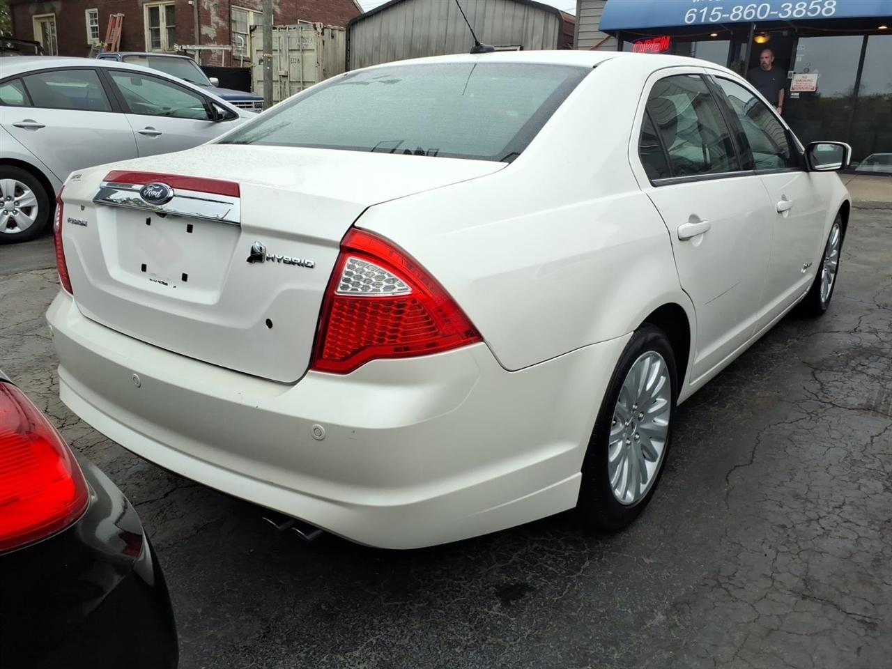 Ford Fusion  2010