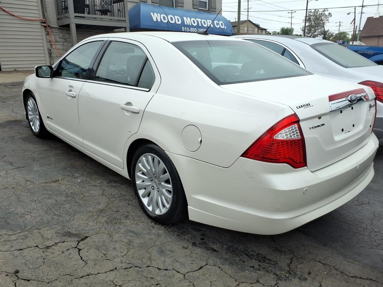 Ford Fusion  2010