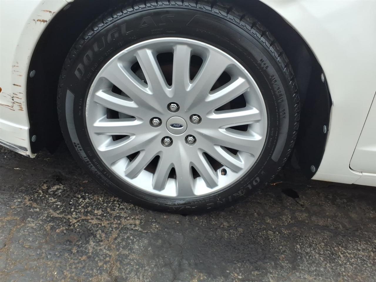 Ford Fusion  2010