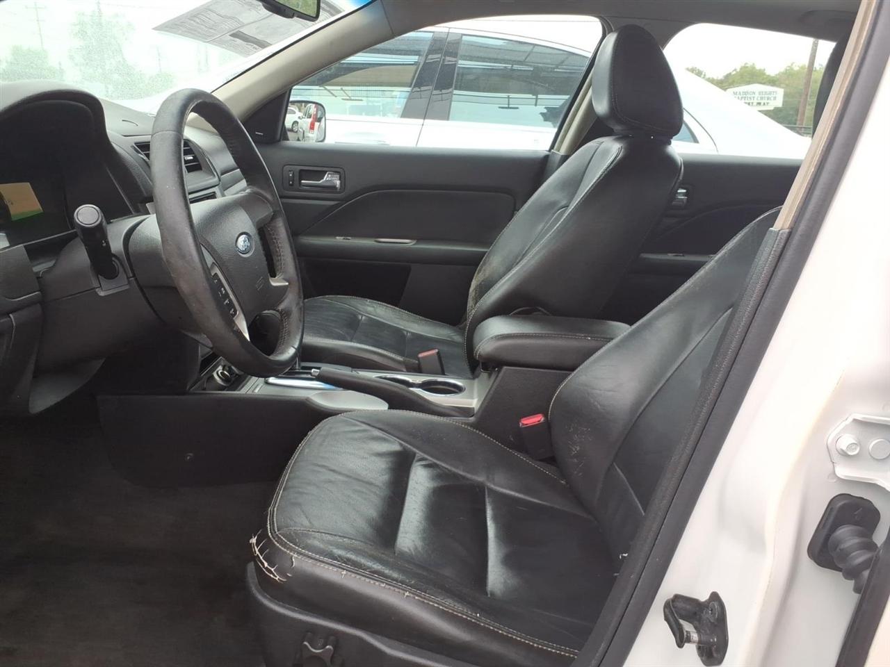 Ford Fusion  2010