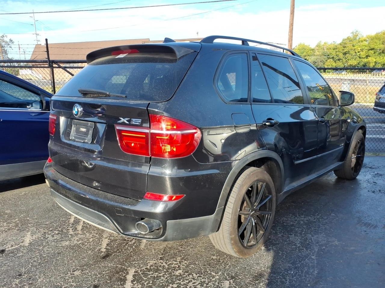 BMW X5  2013