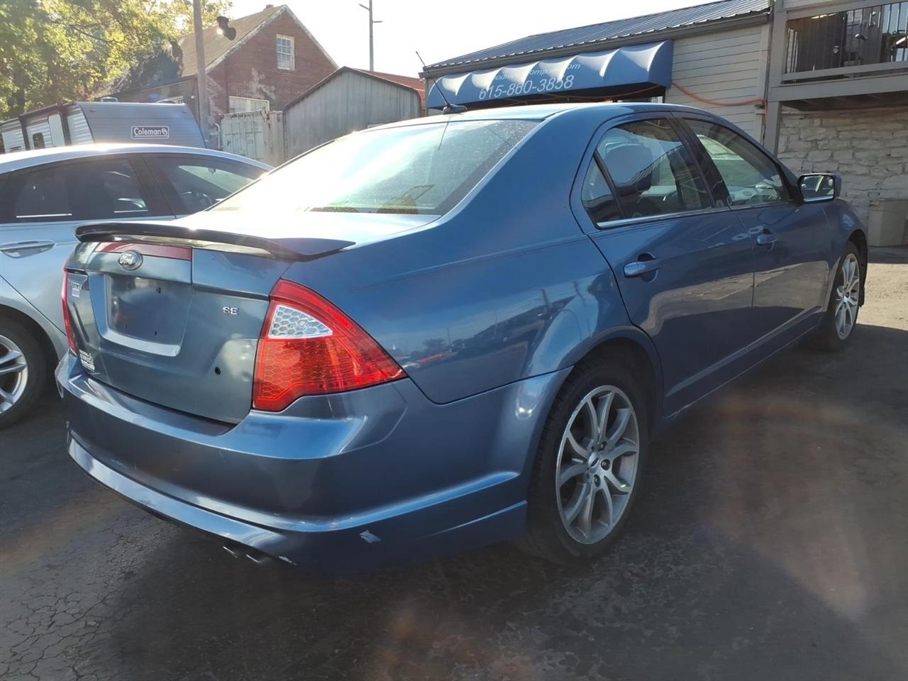 Ford Fusion  2010