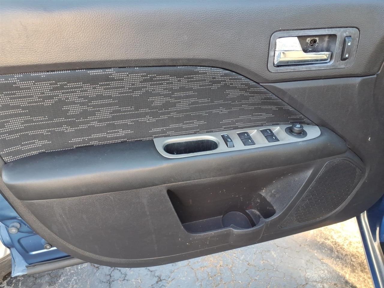 Ford Fusion  2010