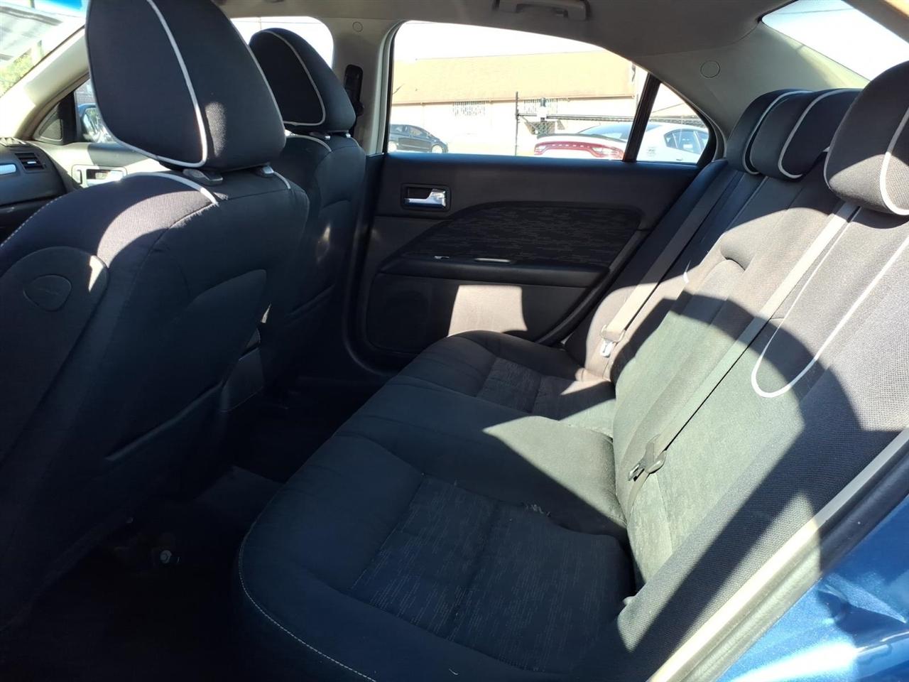 Ford Fusion  2010