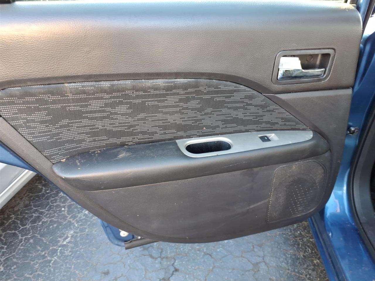 Ford Fusion  2010