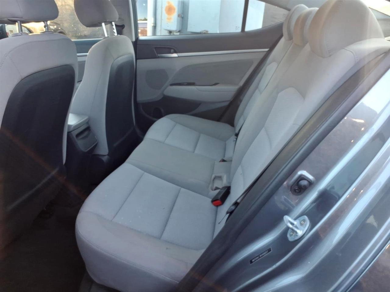Hyundai Elantra  2019