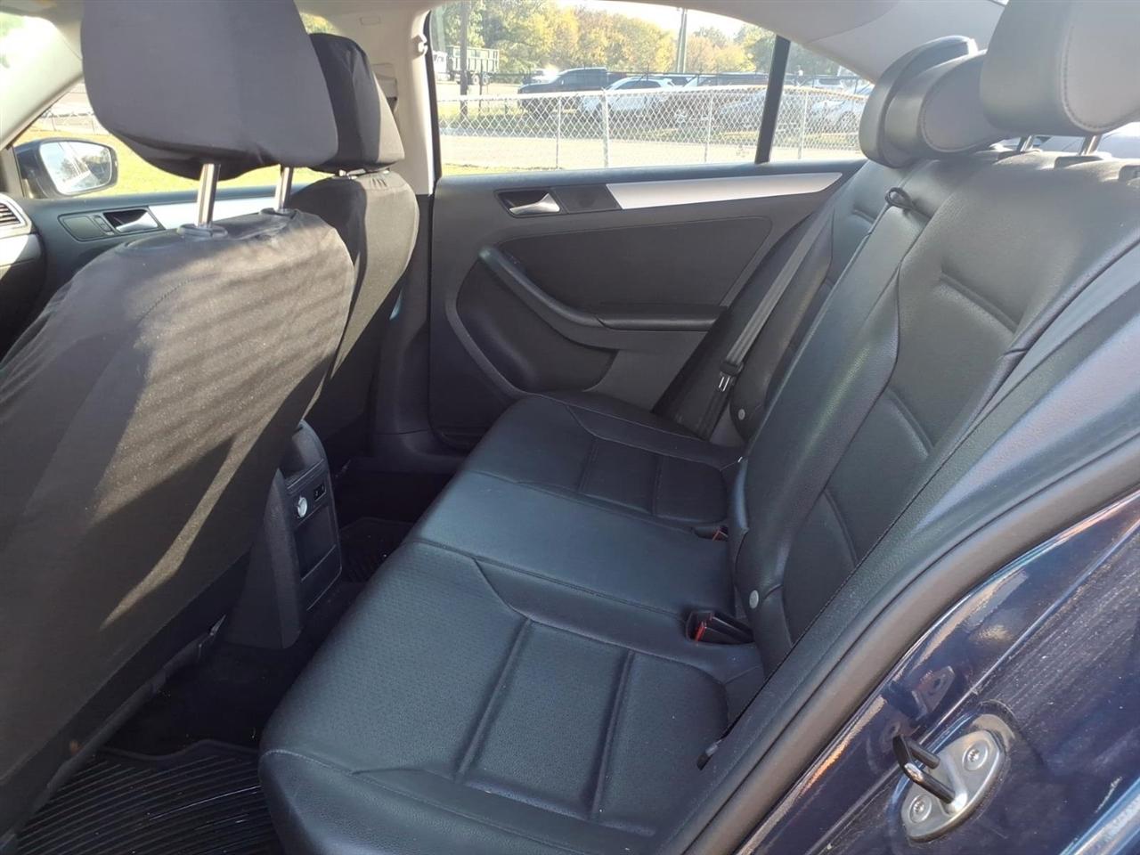 Volkswagen Jetta Sedan  2014