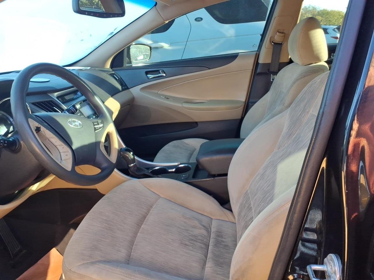 Hyundai Sonata  2013