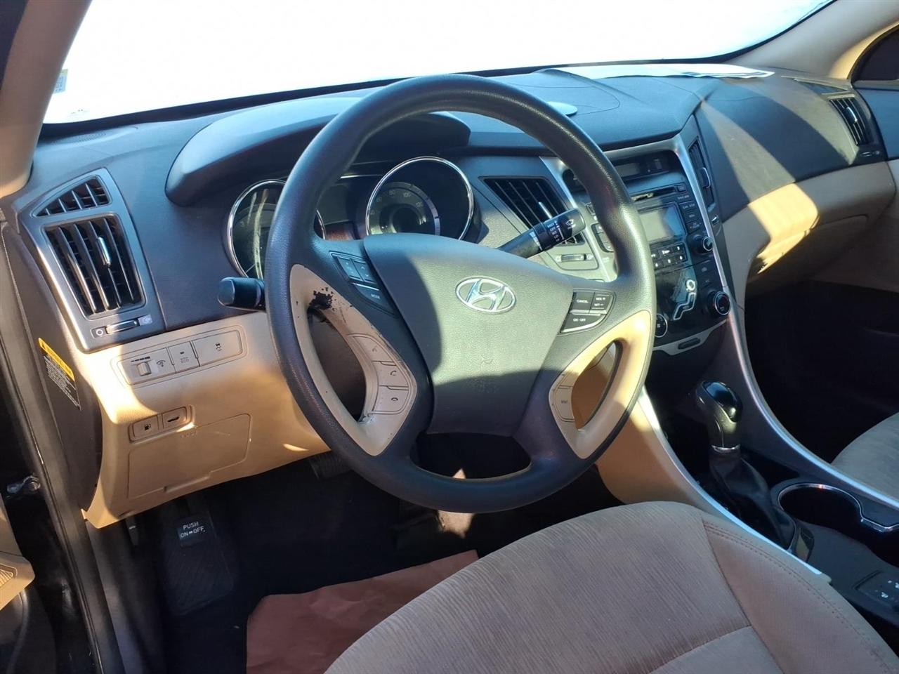 Hyundai Sonata  2013