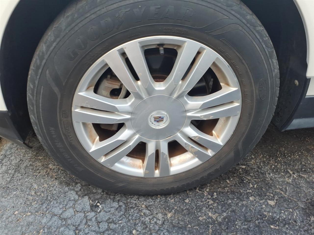 Cadillac SRX  2011