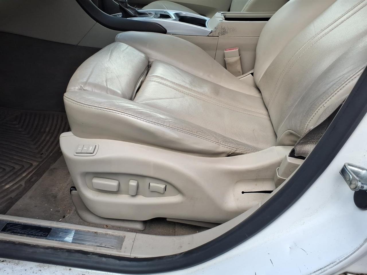 Cadillac SRX  2011