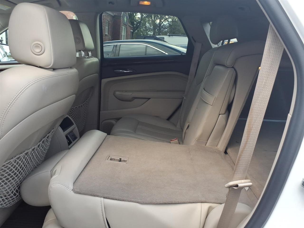 Cadillac SRX  2011